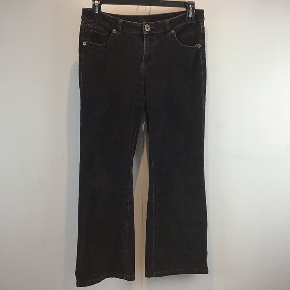 Jag Jeans 5 pocket Stretch fine wale black corduroy straight leg jeans. Size 12 - Picture 1 of 6